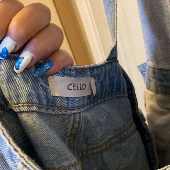 boutique ripped pant overalls - Picture 5 of 5